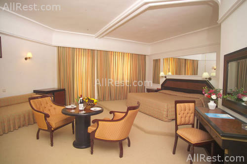 Cesars Resort Hotel 42